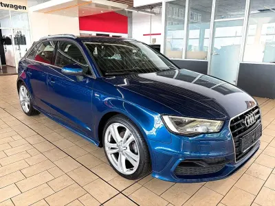 Gebraucht Audi A3 S-Line 150 PS (110 kW) 2015 Blau Limousine