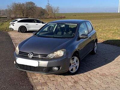 Grau Gebraucht 2009 VW Golf Trendline Limousine | 3.900 € (Fairer Preis)