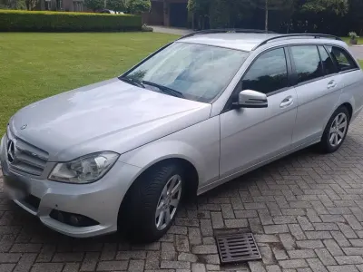 Gebraucht Mercedes C220 170 PS (125 kW) 2013 Grau Kombi