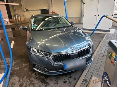 Gebraucht Skoda Octavia Style 204 PS (150 kW) 2021 Grau Kombi