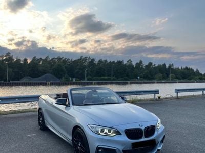 BMW 220
