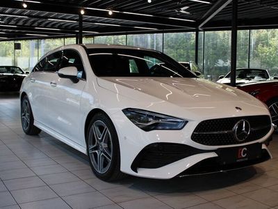 Weiß Gebraucht 2024 Mercedes CLA200 Shooting Brake AMG Kombi | 36.000 € (Fairer Preis)