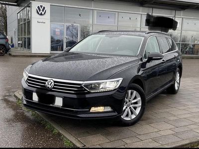 Schwarz Gebraucht 2019 VW Passat Kombi | 16.450 € (Fairer Preis)