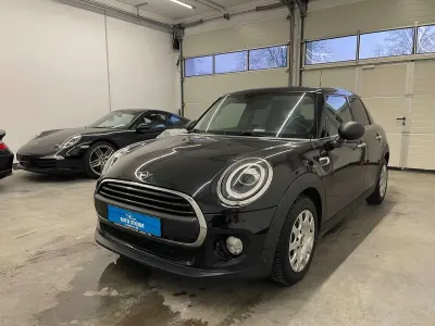 Occasion Mini ONE 102 PK (75 kW) 2018 Zwart Hatchback
