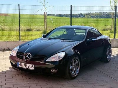 Second-hand Mercedes 200 163 CP (119 kW) 2005 Negru Cabrio