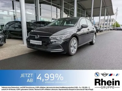 Gebraucht VW Golf VIII 150 PS (110 kW) 2023 Deep black pearlescent Kleinwagen