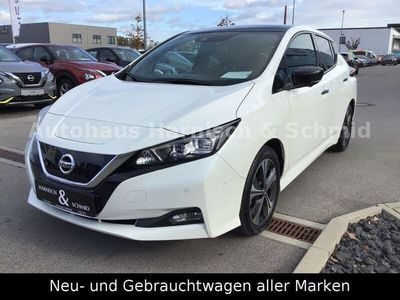 Gebraucht Nissan Leaf Tekna 110 kW (150 PS) 2019 Pearl white pearleffekt/dach black met Kleinwagen