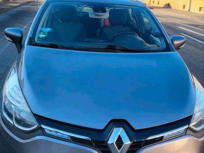 Gebraucht Renault Clio IV 90 PS (66 kW) 2013 Grau Limousine