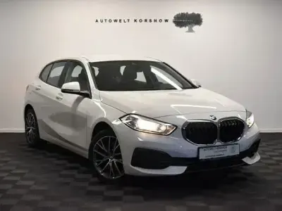 Usata BMW 118 Advantage 140 CV (102 kW) 2020 Bianco Utilitaria