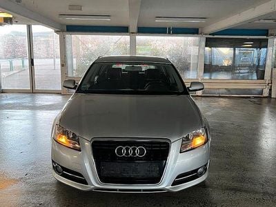 Gebraucht Audi A3 Ambition 105 PS (77 kW) 2012 Silber Kleinwagen