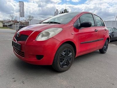 Gebraucht Toyota Yaris Cool 69 PS (50 kW) 2007 Rot Kleinwagen