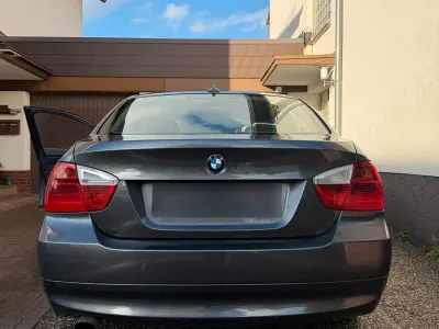 Usata BMW 318 129 CV (94 kW) 2007 Grigio Berlina