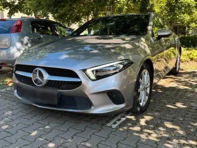 Gebraucht Mercedes A200 150 PS (110 kW) 2020 Kleinwagen