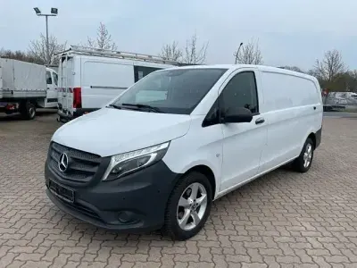 Używany Mercedes Vito 136 KM (100 kW) 2022 Biały Van