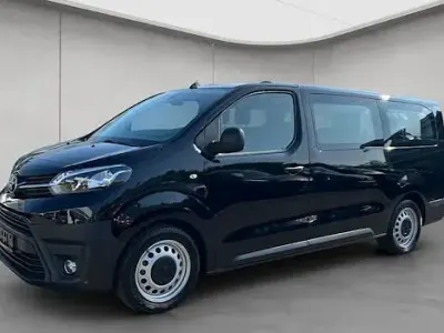 Gebraucht Toyota Proace Verso 144 PS (105 kW) 2022 Schwarz Kombi