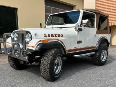 Gebraucht Jeep Wrangler Laredo 135 PS (99 kW) 1983 Beige