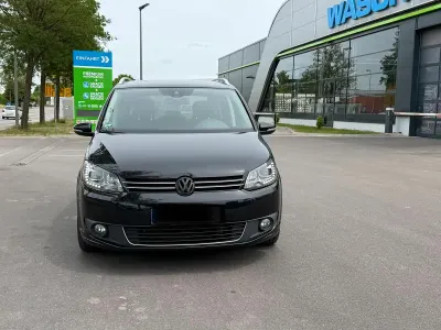 Gebraucht VW Touran 140 PS (102 kW) 2014 Schwarz Van / Kleinbus