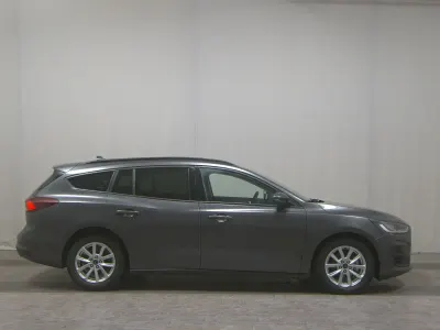 Gebraucht Ford Focus Cool & Connect 120 PS (88 kW) 2022 Grau Limousine