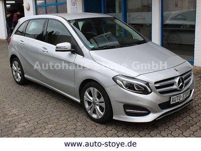 Gebraucht Mercedes B200 Style 156 PS (114 kW) 2018 Silber Van / Kleinbus