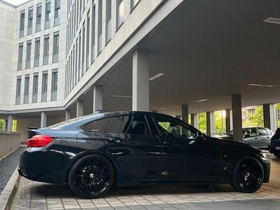 BMW 425