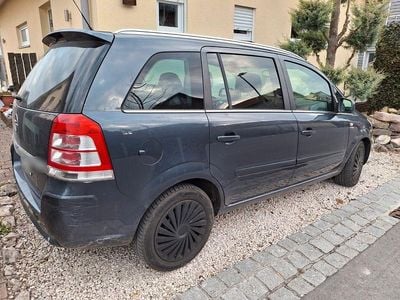 Second-hand Opel Zafira Innovation 150 CP (110 kW) 2009 Albastru Monovolum
