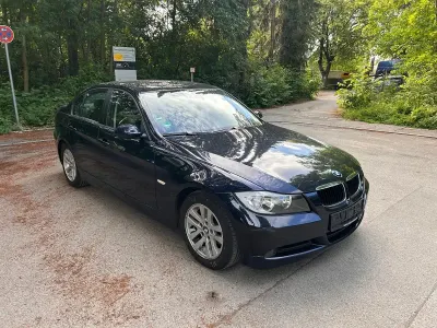 Gebraucht BMW 318 Advantage 143 PS (105 kW) 2008 Blau Limousine