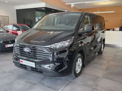 Gebraucht Ford Transit Custom Trend 136 PS (100 kW) 2026 Obsidianschwarz metallic Van