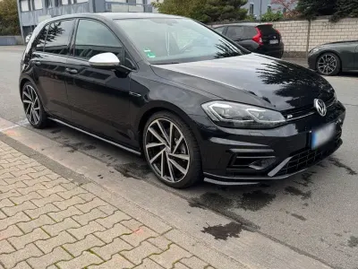 Gebraucht VW Golf VII R 300 PS (220 kW) 2019 Schwarz Limousine