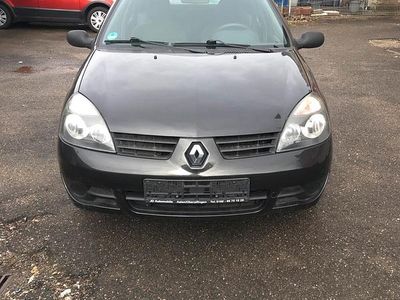 Gebraucht Renault Clio II 70 PS (51 kW) 2009 Schwarz Kleinwagen