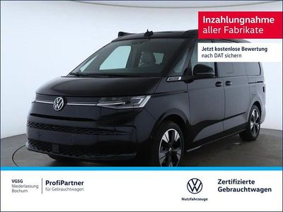 Schwarz (deep black perleffekt (schwarz)) Gebraucht 2025 VW California California Van | 71.970 € (Etwas zu teuer)