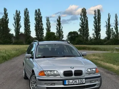 Gebraucht BMW 330 Shadowline 231 PS (169 kW) 2000 Silber Kombi