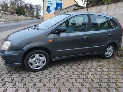 Gebraucht Nissan Almera Tino 116 PS (85 kW) 2005 Grau Van / Kleinbus
