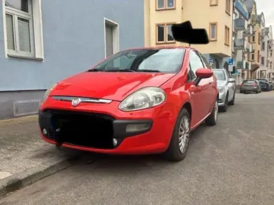 Gebraucht Fiat Punto Evo 77 PS (56 kW) 2010 Rot Kleinwagen
