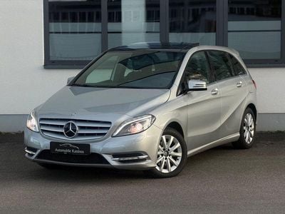 Gebraucht Mercedes B200 136 PS (100 kW) 2013 Silber Van / Kleinbus