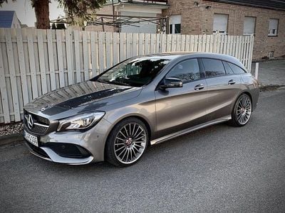 Gebraucht Mercedes CLA200 Shooting Brake 163 PS (119 kW) 2019 Grau Kombi