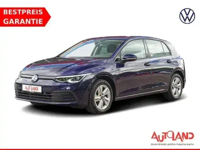 Używany VW Golf VII Life 150 KM (110 kW) 2021 Niebieski Hatchback