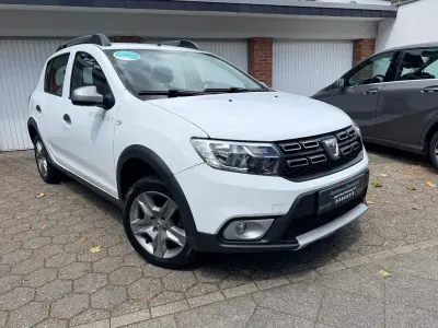 Gebraucht Dacia Sandero Prestige 90 PS (66 kW) 2018 Weiß Limousine