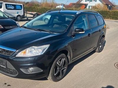 Gebraucht Ford Focus 101 PS (74 kW) 2009 Schwarz Kombi