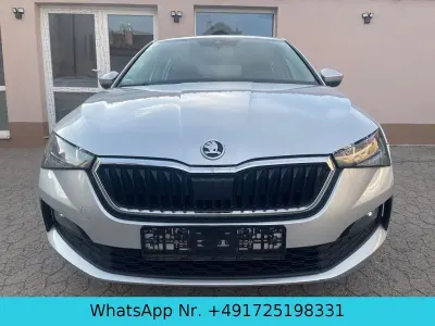 Gebraucht Skoda Scala Cool Plus 116 PS (85 kW) 2020 Silber Kleinwagen