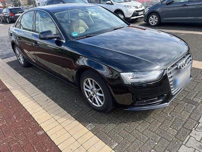 Gebraucht Audi A4 Ambiente 170 PS (125 kW) 2013 Schwarz Limousine