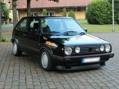 Gebraucht VW Golf II GTI 129 PS (94 kW) 1988 Schwarz Kleinwagen