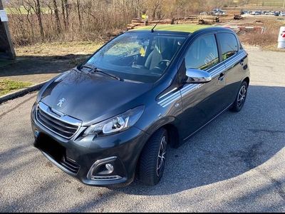 Gebraucht Peugeot 108 Allure 72 PS (52 kW) 2018 Grau Kleinwagen