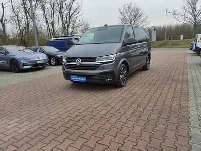 Gebraucht VW Multivan Comfortline 204 PS (150 kW) 2023 Indiumgrau metallic Van