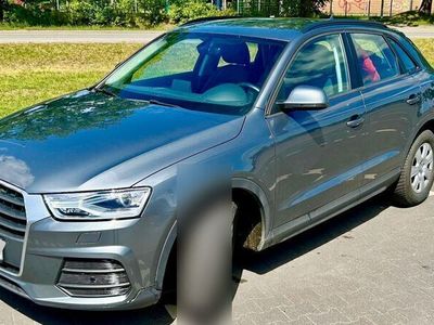 gebraucht Audi Q3 1.4 TFSI S-tronic - Rentnerfahrzeug