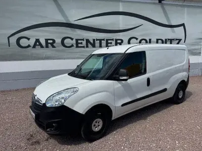 Gebraucht Opel Combo 95 PS (69 kW) 2017 Weiß Van / Kleinbus