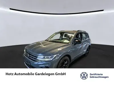 Gebraucht VW Tiguan Sport 150 PS (110 kW) 2022 Delfingrau metallic SUV