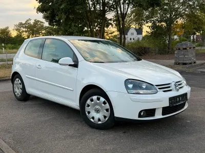 Gebraucht VW Golf V 80 PS (58 kW) 2008 Weiß Kleinwagen