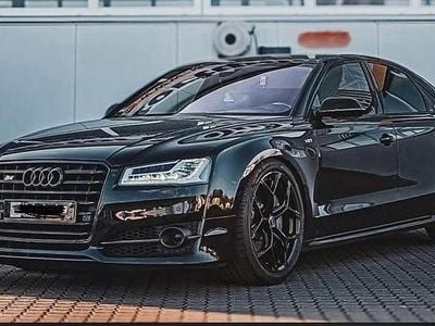 Audi S8 plus