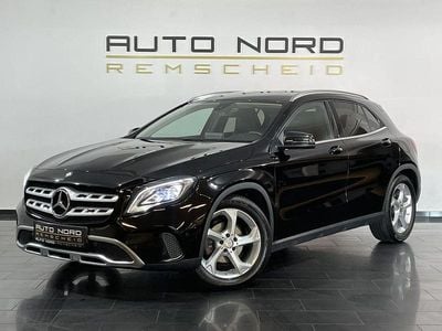Kosmosschwarz metallicla Gebraucht 2017 Mercedes GLA220 Urban SUV | 21.990 € (Etwas zu teuer)