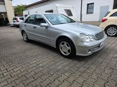Gebraucht Mercedes C200 122 PS (89 kW) 2006 Silber Limousine